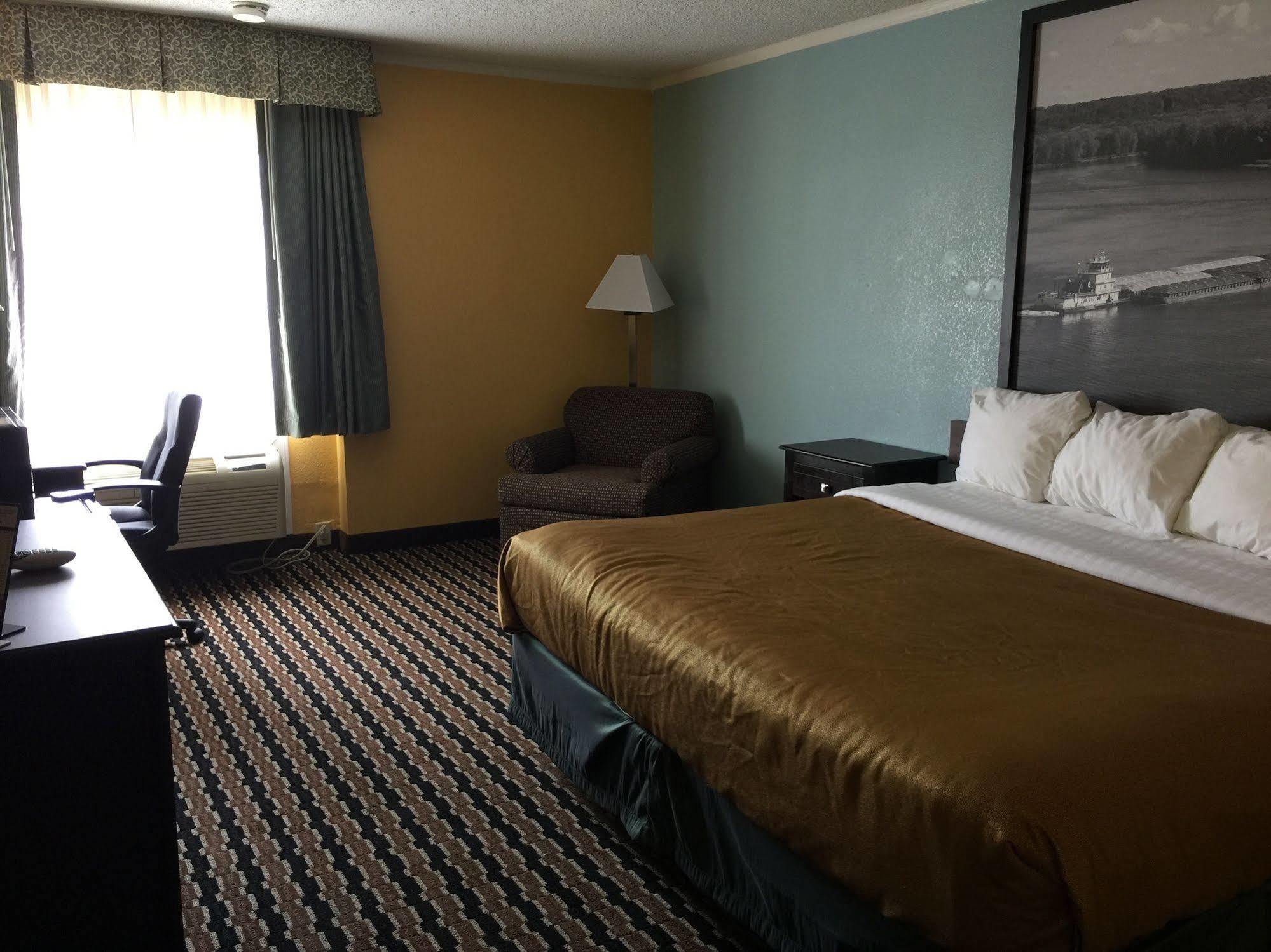 Hotel Super 8 By Wyndham Des Moines Zewnętrze zdjęcie