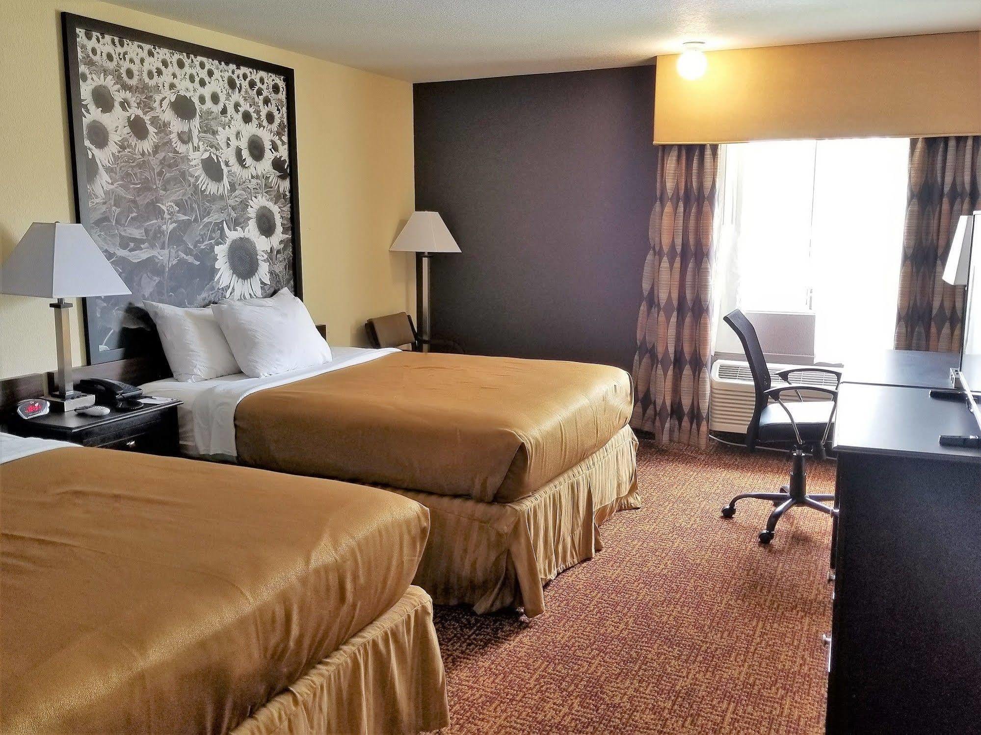 Hotel Super 8 By Wyndham Des Moines Zewnętrze zdjęcie