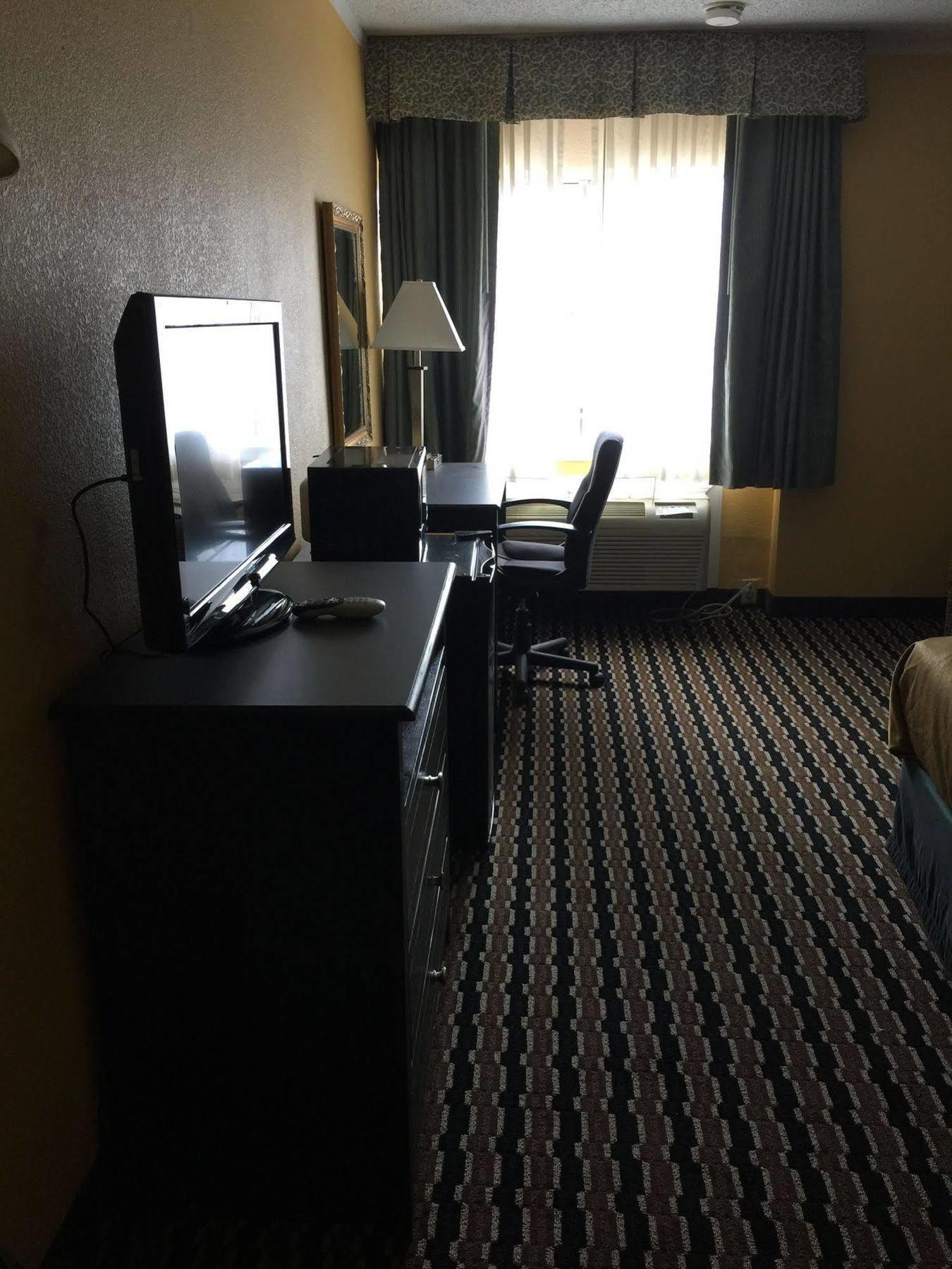 Hotel Super 8 By Wyndham Des Moines Zewnętrze zdjęcie